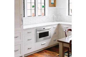 Wolf 30" Transitional Drawer Microwave (MD30TE/S)