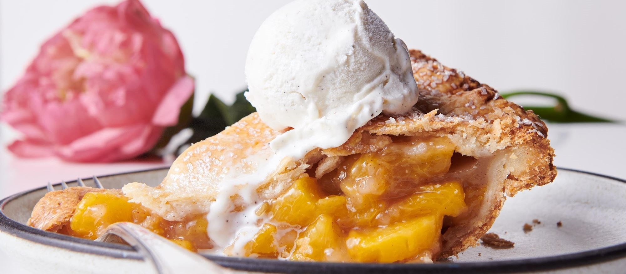 Easy and delicious Peach Pie  recipe using the Gourmet Mode setting of your Wolf Oven