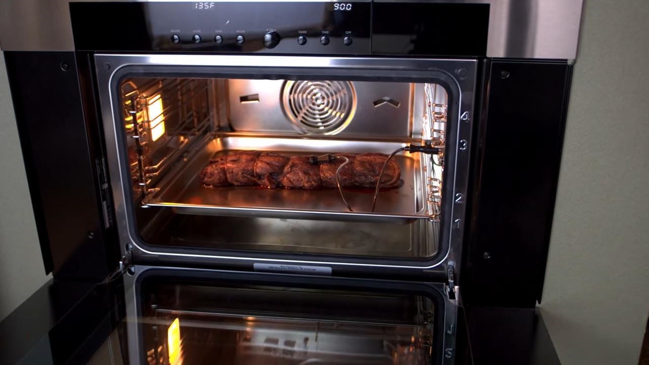 Wolf Convection Steam Oven Roast with precision