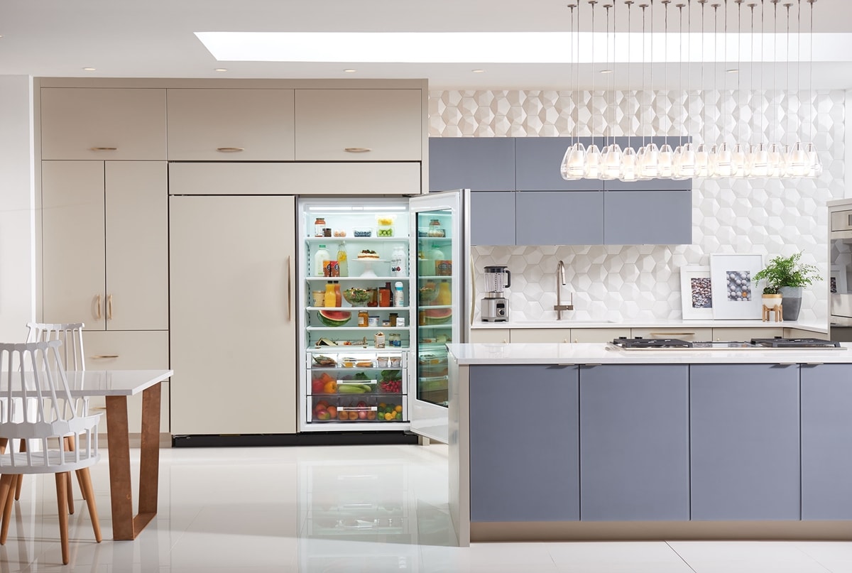 SubZero 36" Classic Refrigerator with Glass Door Panel Ready (BI36RG/O)