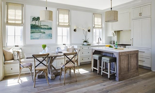 Be inspired by Beachfront Escape a Sub-Zero, Wolf, and Cove Traditional Kitchen Design Contest Finalist.