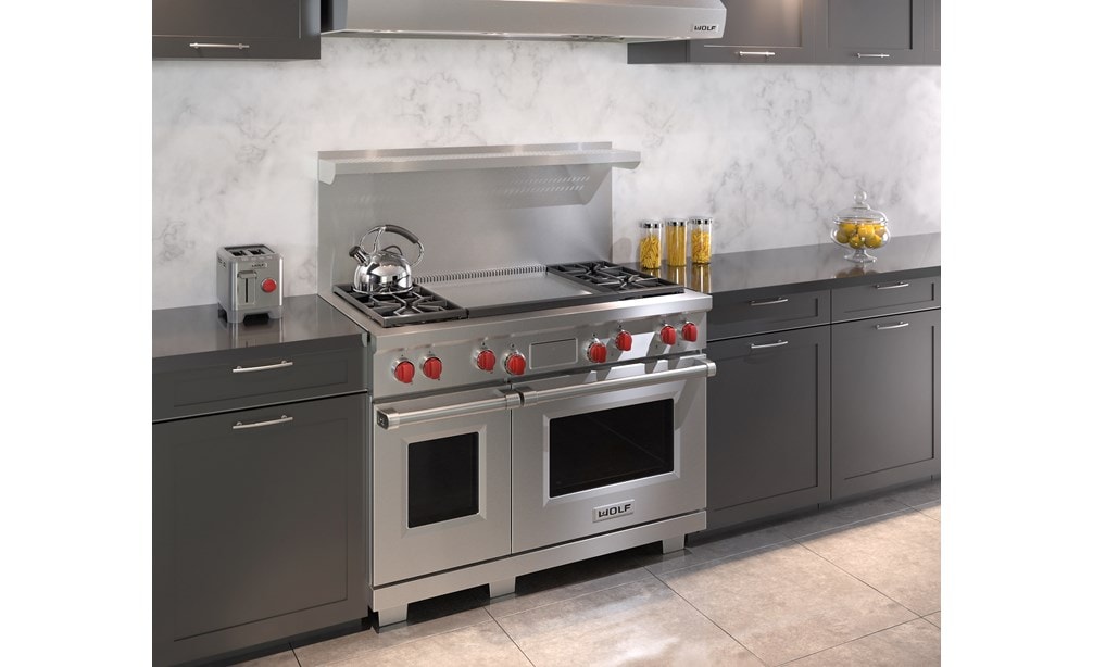 Wolf 48" Dual Fuel Range 4 Burner Infrared Dual Griddle