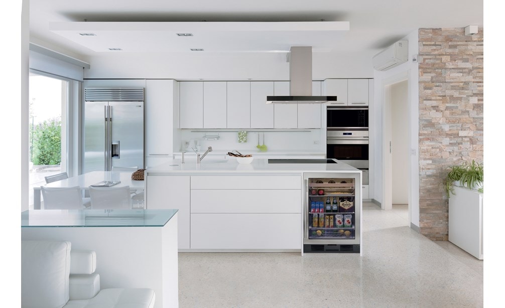 kitchen induction cooktop