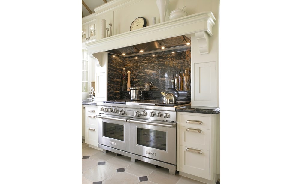 Wolf 60" Dual Fuel Range 6 Burner Infrared Charbroiler Griddle