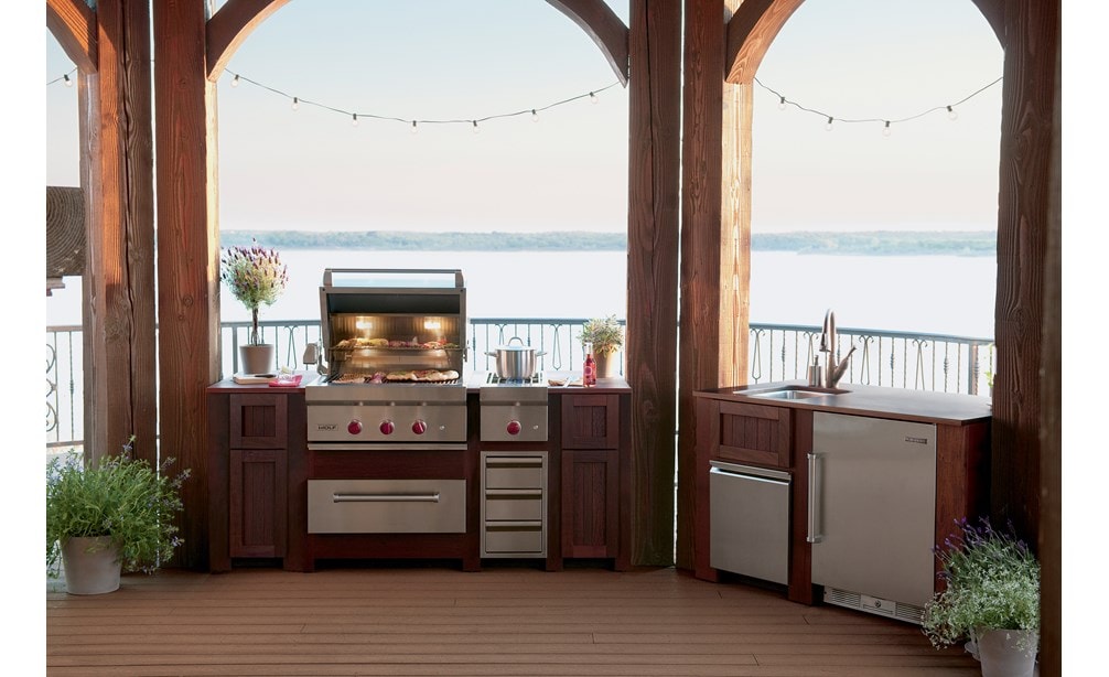 Wolf 30" Outdoor Gas Grill (OG30)