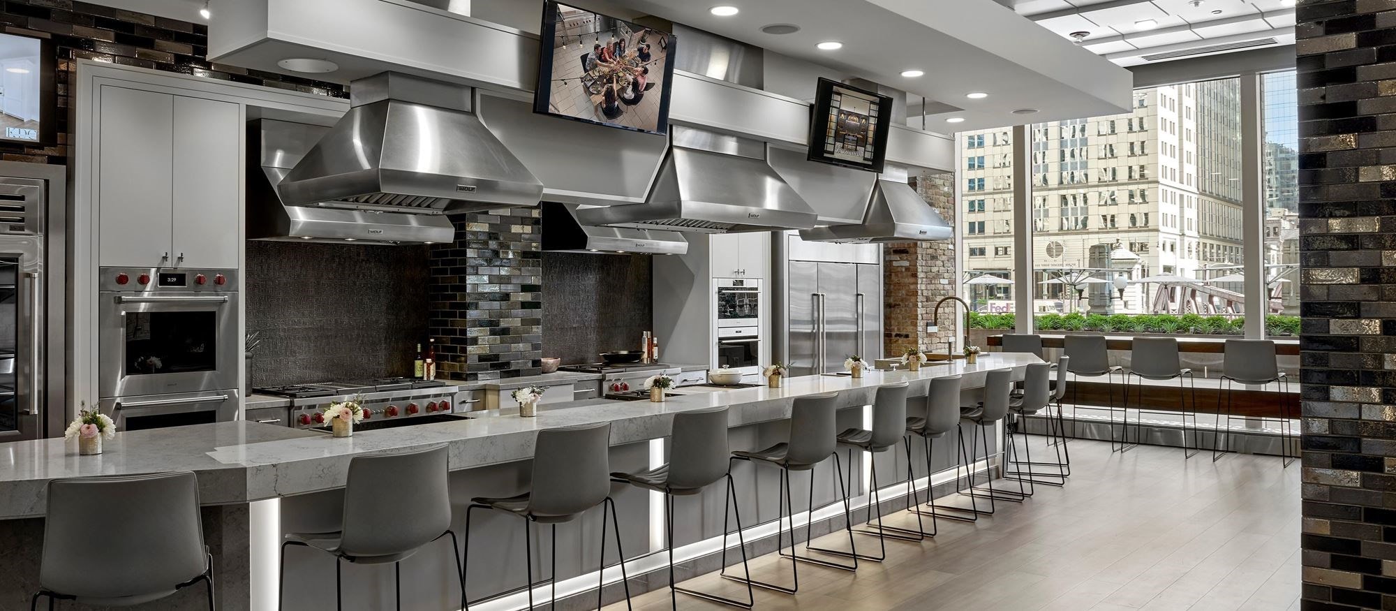 Styles and models for any kitchen in a variety of kitchen styles await at our Sub-Zero, Wolf and Cove Showroom in Chicago, Illinois