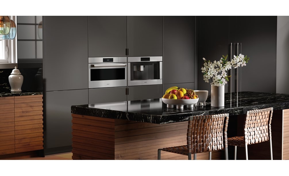 Wolf 30" E Series Professional Convection Steam Oven Plumbed