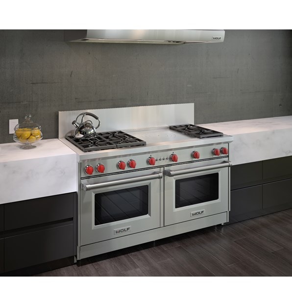 60" Gas Range 6 Burners and French Top Wolf Rangetop