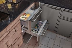 Sub-Zero 24" Refrigerator Drawers (ID-24RO) fit expertly into any outdoor kitchen design while providing noiseless operation.