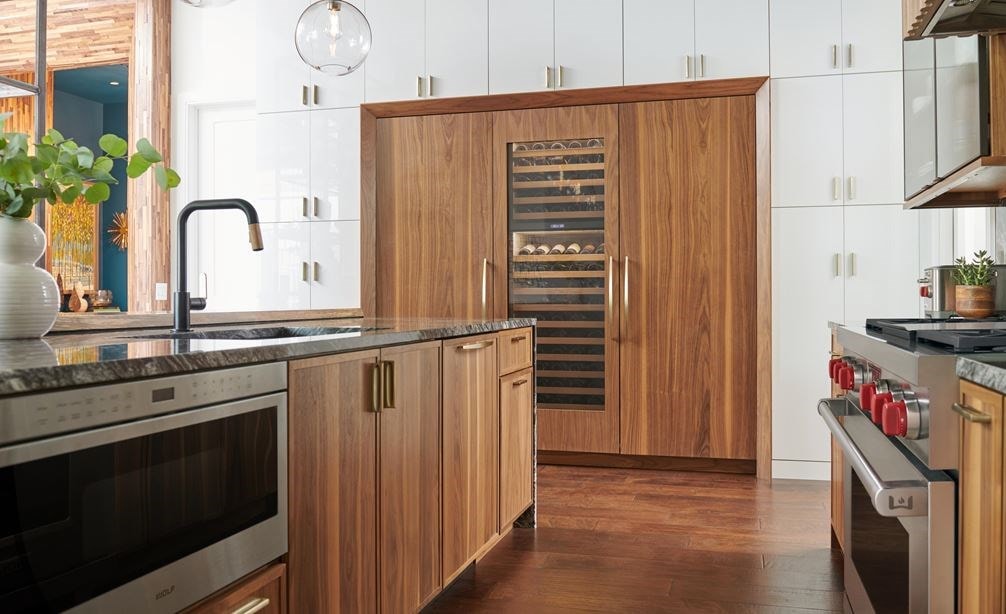 Subzero Designs Sub-Zero Designer Series Refrigerators