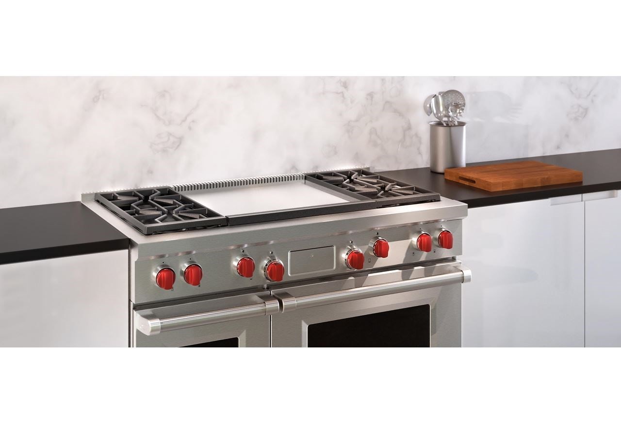 Wolf 48&quot; Dual Fuel Range 4 Burners and Infrared Dual Griddle (DF484DG)
