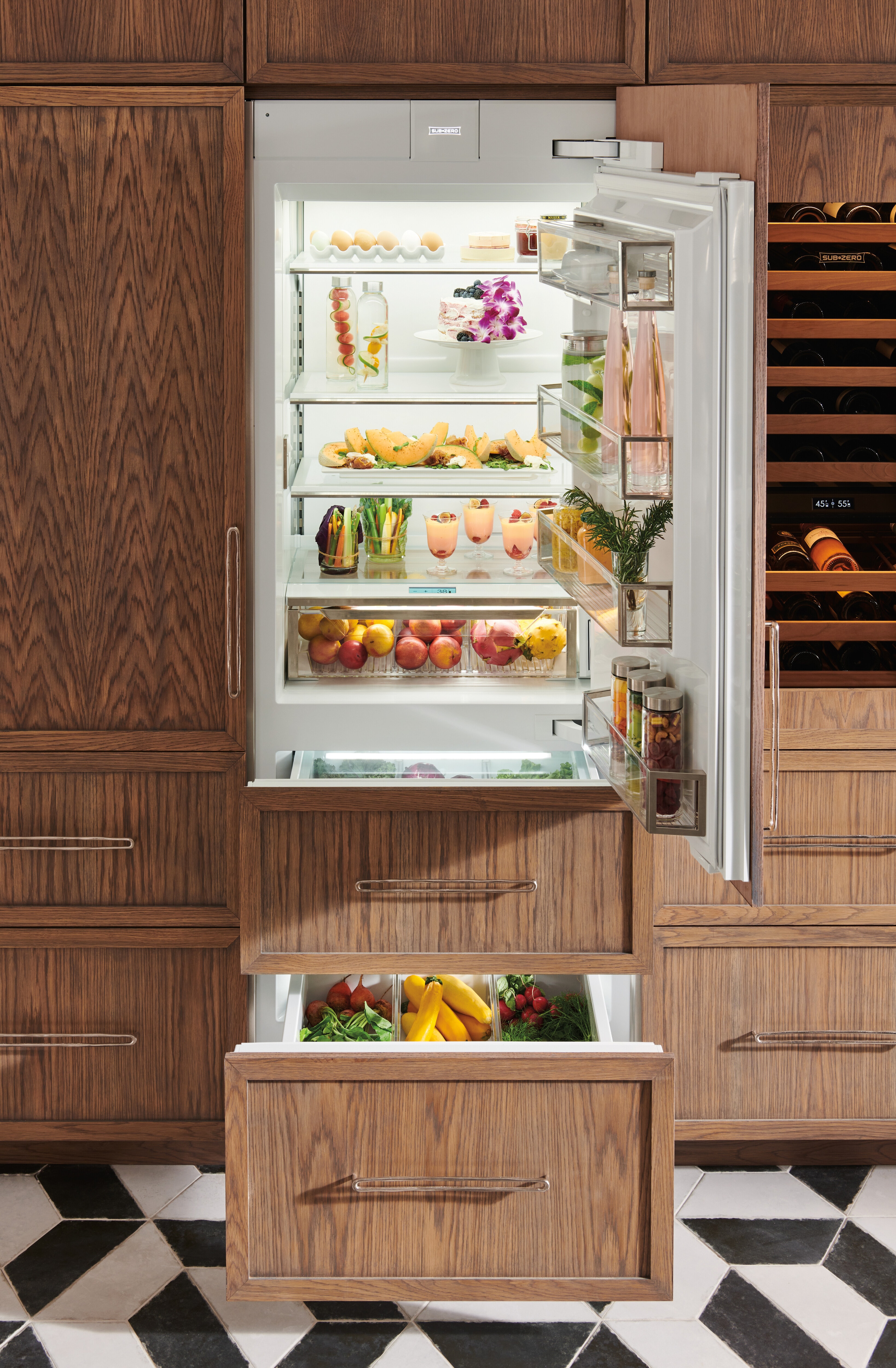 Sub zero fridge shop 30 inch