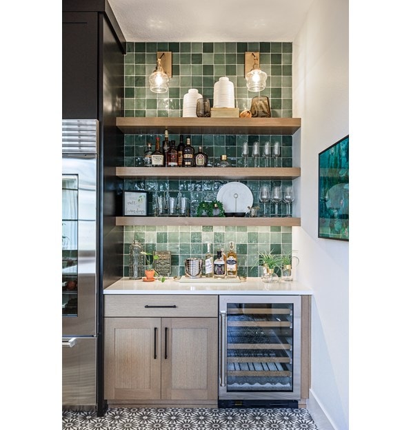 Farm to Table Juice Bar & BBQ Porch by Lynnette Sandgren