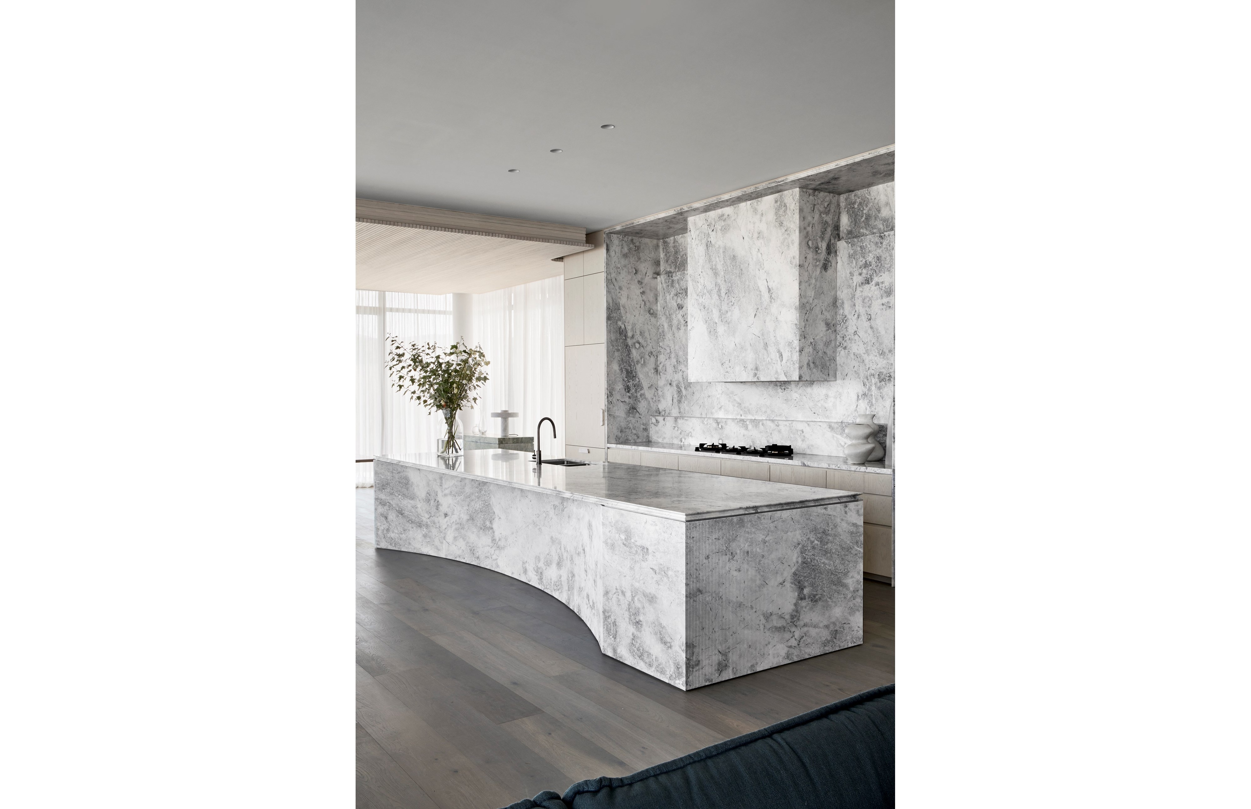 Horizon Flinders by Miriam Fanning