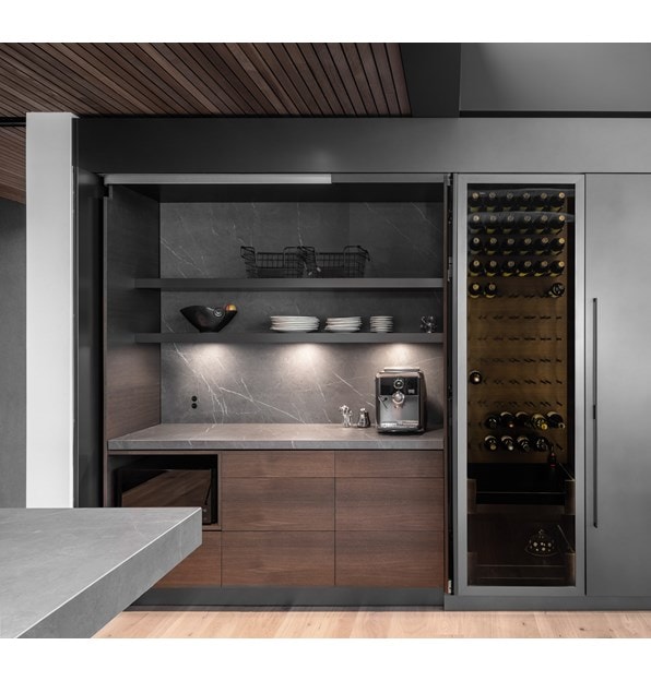 Living Lounge by Dovide Secter and Lloyd Secter