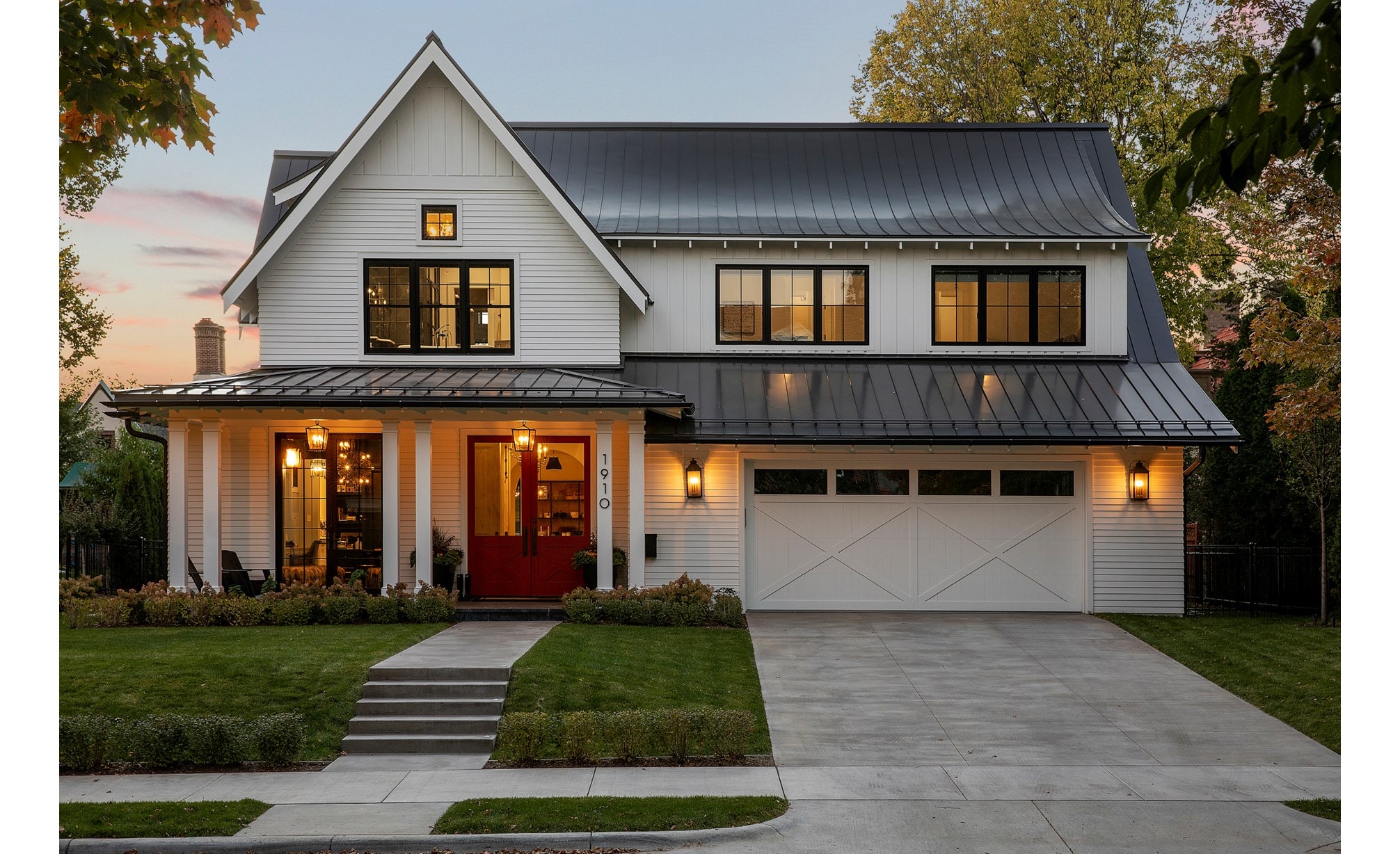 Red Door Retreat	by Andrea Swan, Joe Paetzel, Kareem Reda and Sue Weldon