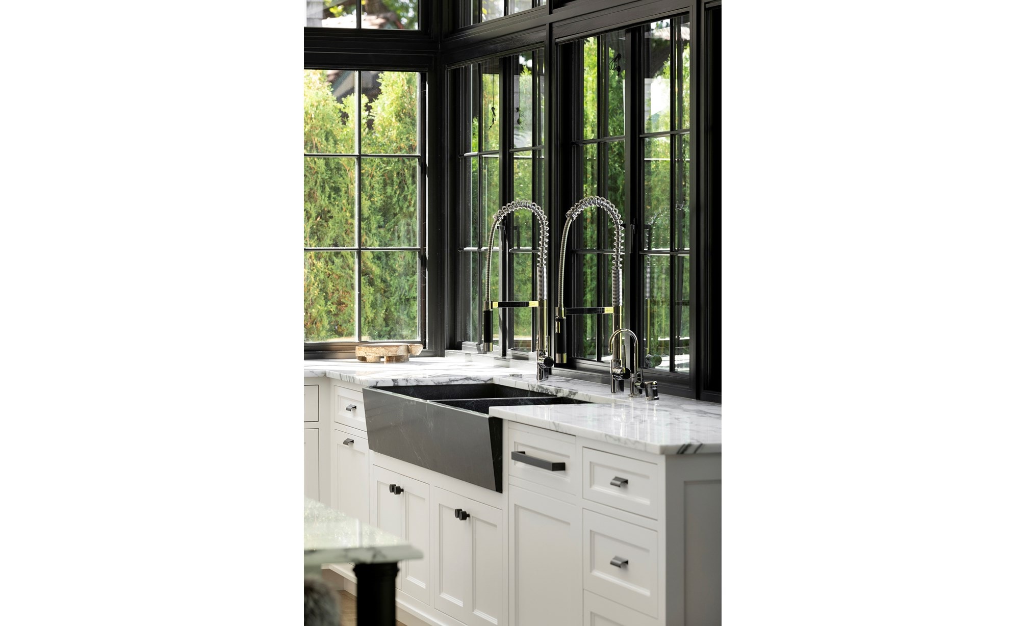 Red Door Retreat	by Andrea Swan, Joe Paetzel, Kareem Reda and Sue Weldon