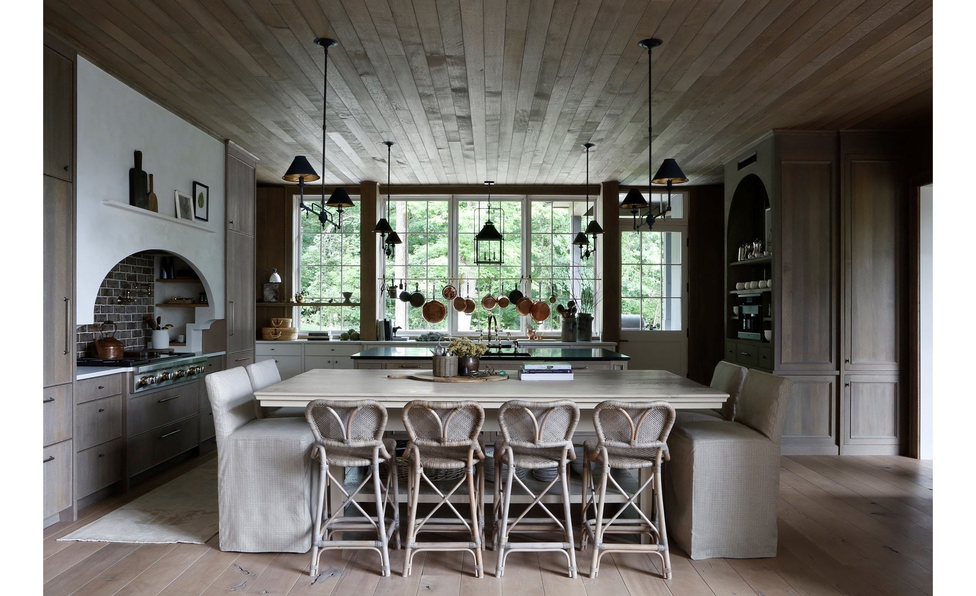 Southern Charm by April  Tomlin and Jonathan Torode