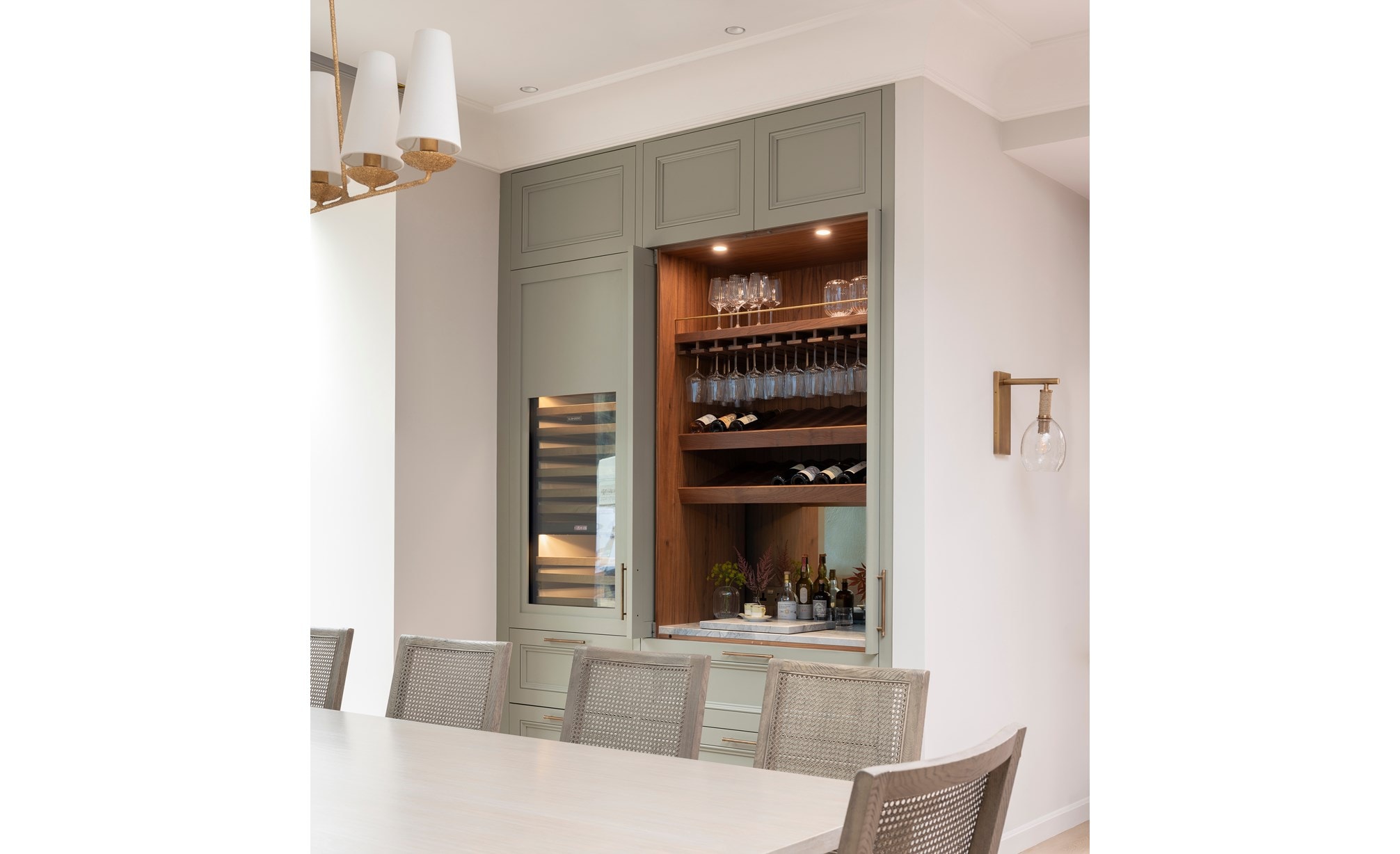 Sub-Zero, Wolf, and Cove Kitchen Design Contest Finalist, Liza Jones of Porter and Jones from Dublin, Ireland