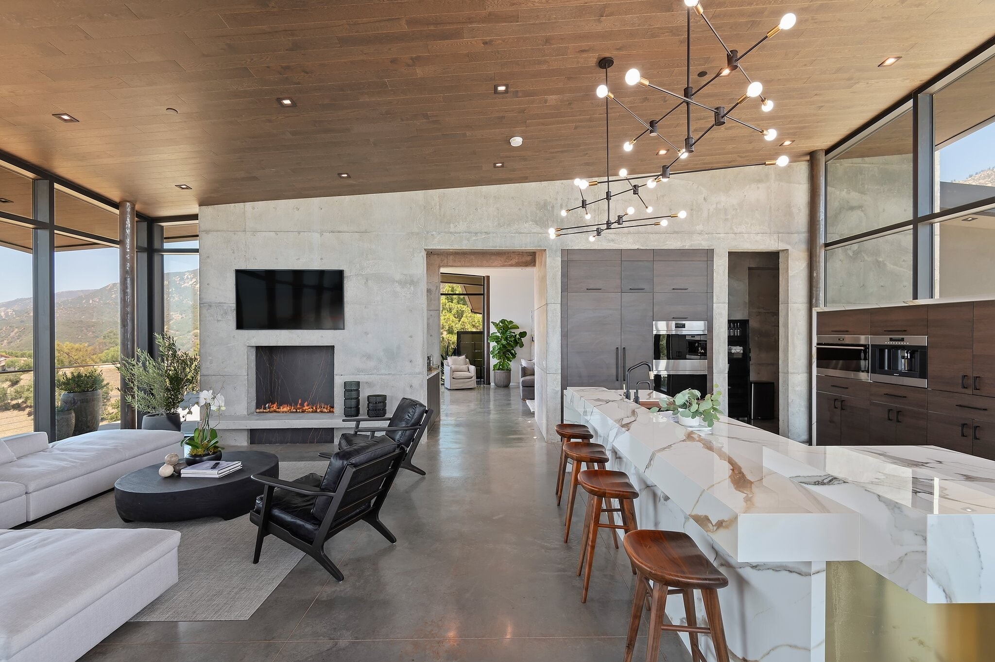 Sub-Zero, Wolf, and Cove Kitchen Design Contest Finalist, Shannon Vernon of Vernon Construction from Santa Barbara, CA, USA