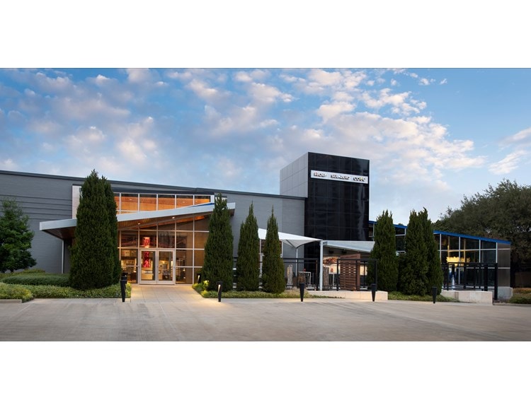 Plan your dream kitchen with our product specialists at Sub-Zero, Wolf and Cove Showroom in Dallas, Texas