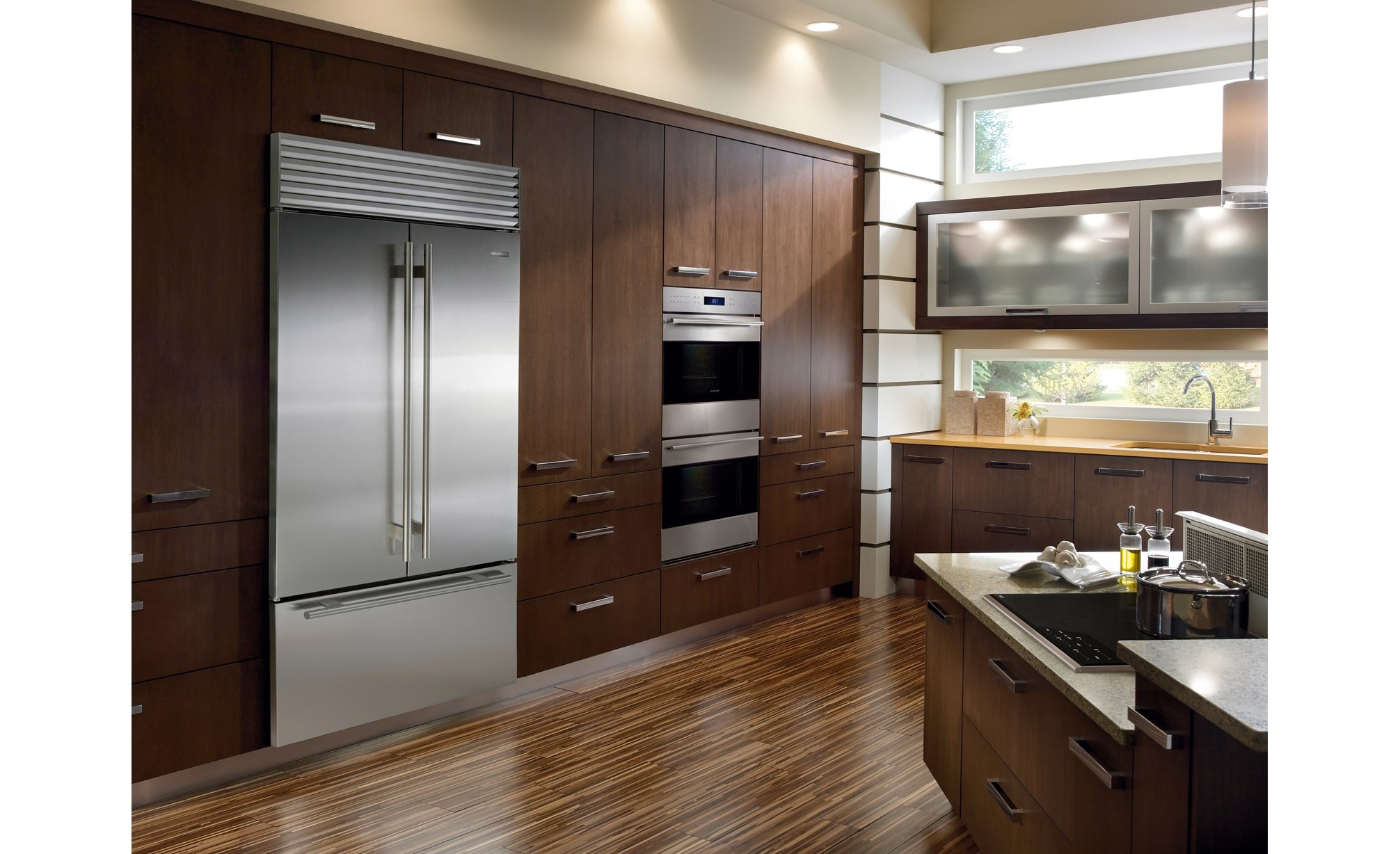 SubZero Legacy Model 42" Classic French Door Refrigerator/Freezer