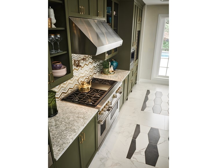 Wolf 48" Dual Fuel Range 6 Burners Infrared Charbroiler (DF486C)