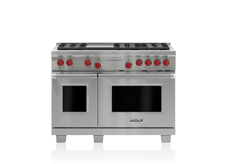 Wolf Legacy Model - 48" Dual Fuel Range - 6 Burners and Infrared Griddle DF486G