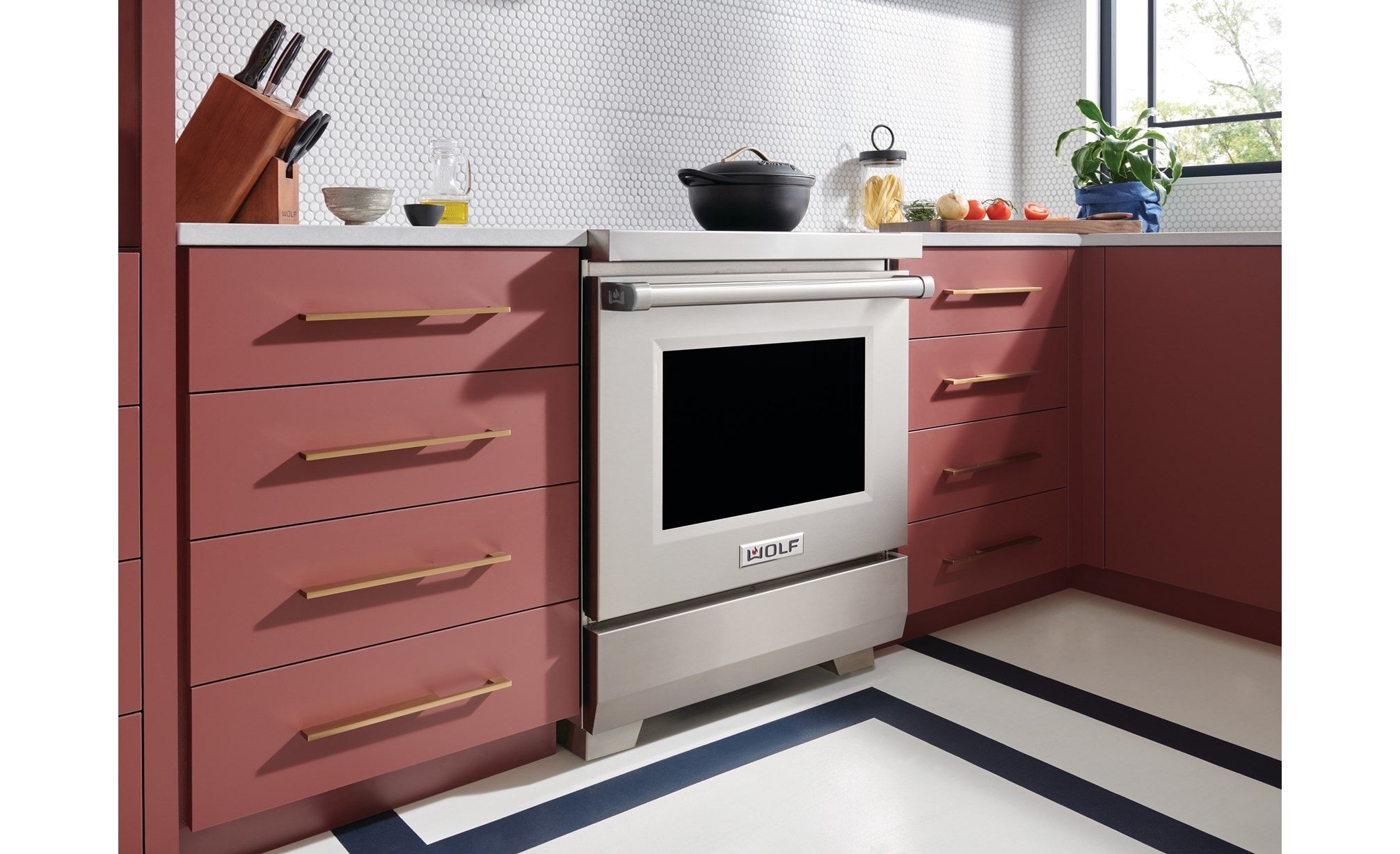 Wolf 30" Professional Induction Range (IR30450/S/P)