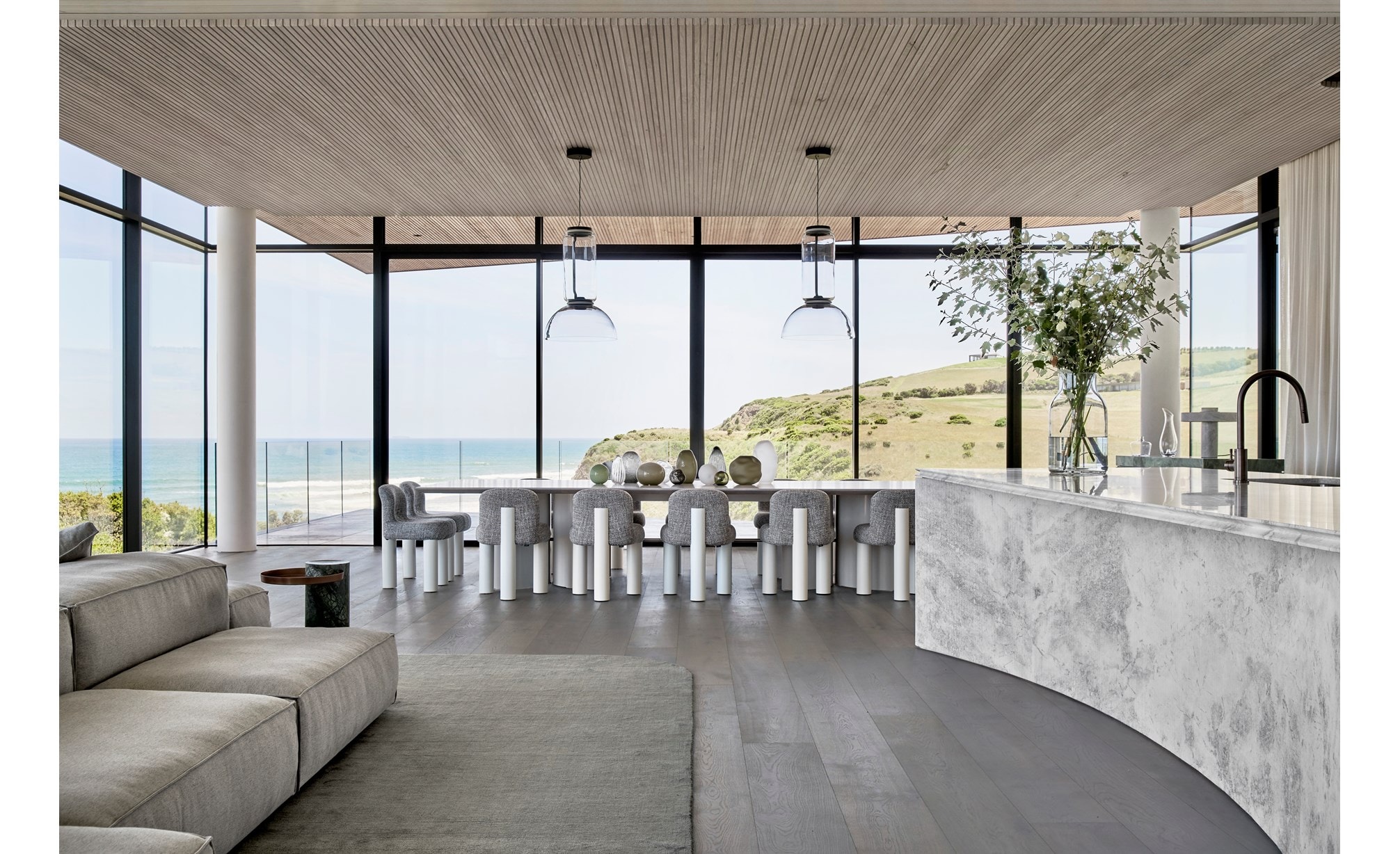 Horizon Flinders by Miriam Fanning