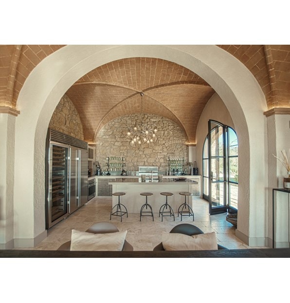 Complex Sant'Anna | Sub-Zero, Wolf, and Cove Kitchens