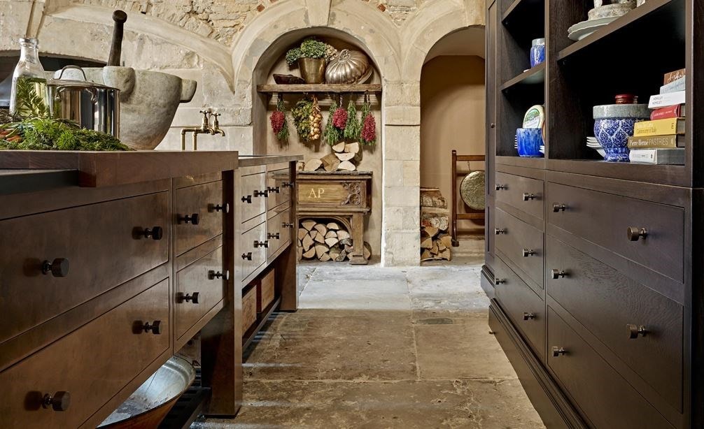 Cotswold Stately Home by Naomi Peters Sub-Zero, Wolf, and Cove Kitchen Design Contest.