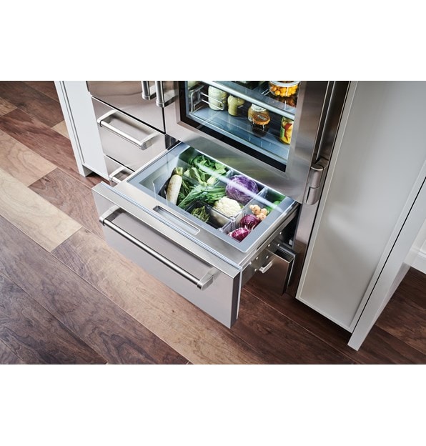 There’s no better way to experience how a Sub-Zero refrigerator can make life better in your kitchen than in person.