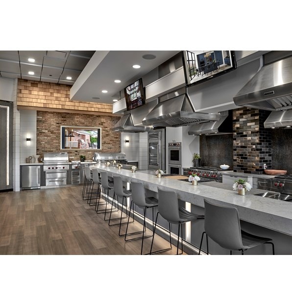 Styles and models for any kitchen in a variety of kitchen styles await at our Sub-Zero, Wolf and Cove Showroom in Chicago, Illinois