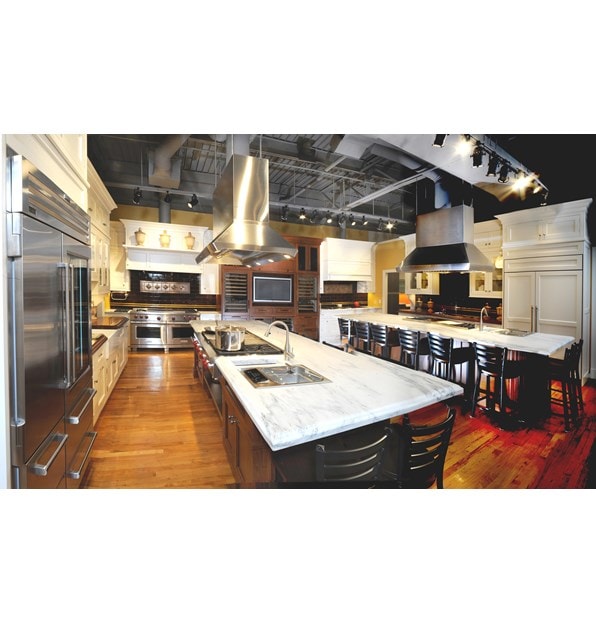 From inspiring kitchen vignettes to live demonstrations, enjoy one-on-one care at Sub-Zero, Wolf and Cove Showroom in South Norwalk, Connecticut