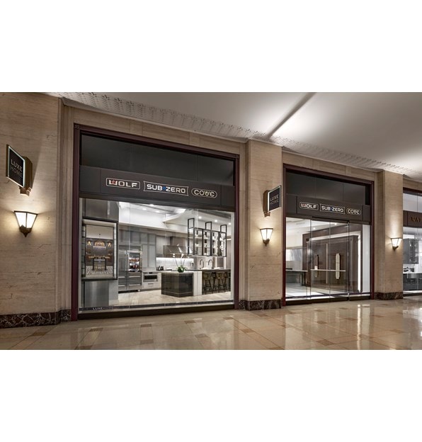 Styles and models for any kitchen in a variety of kitchen styles await at our Sub-Zero, Wolf and Cove Showroom in Chicago, Illinois