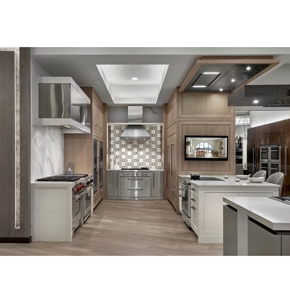 Styles and models for any kitchen in a variety of kitchen styles await at our Sub-Zero, Wolf and Cove Showroom in Chicago, Illinois