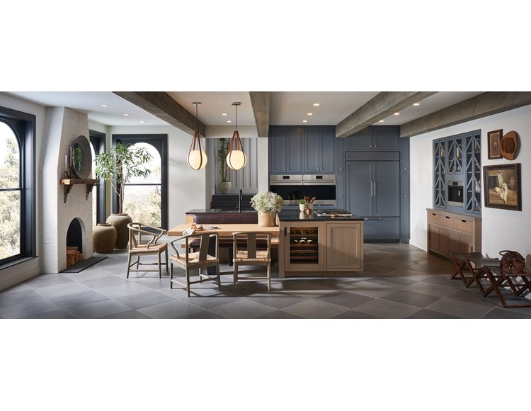 Sub-Zero 48" Classic French Door Refrigerator/Freezer with Internal Dispenser - Panel Ready (CL4850UFDID/O)