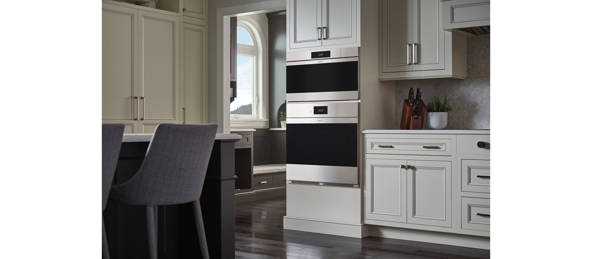 Wolf 30" M Series Contemporary Stainless Steel Steam Oven (CSO3050CM/S)