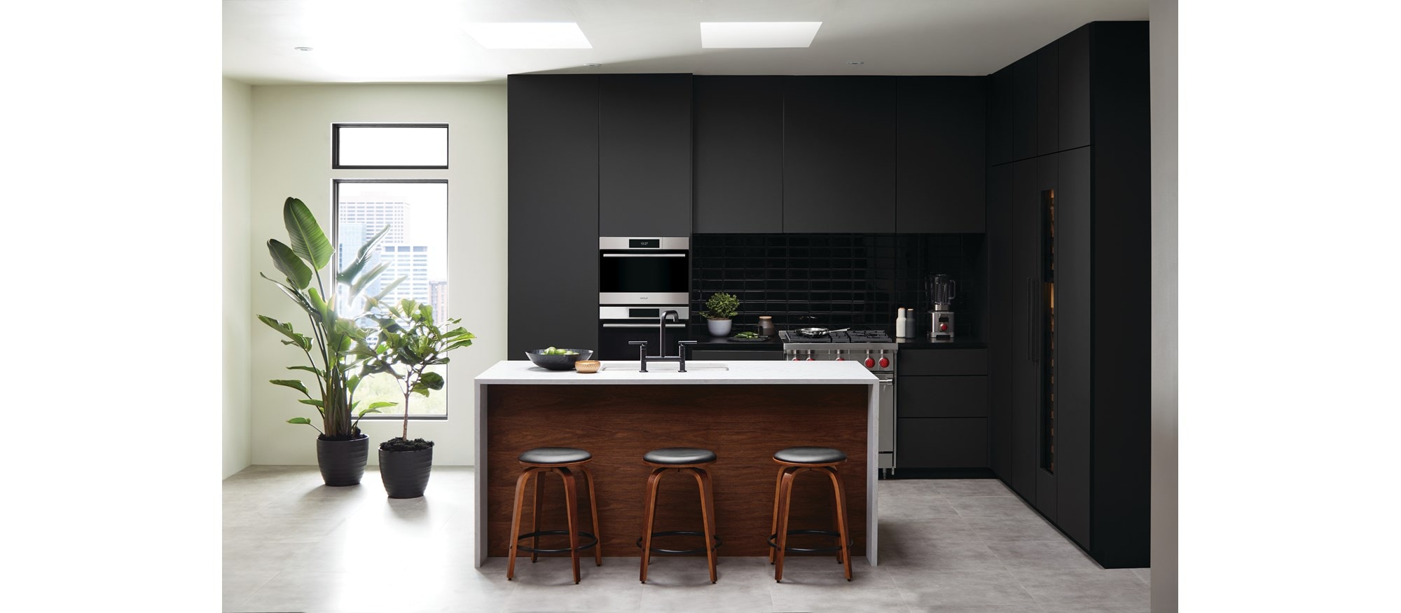 Wolf 24" E Series Transitional Convection Steam Oven Plumbed (CSOP2450TE/S/T)