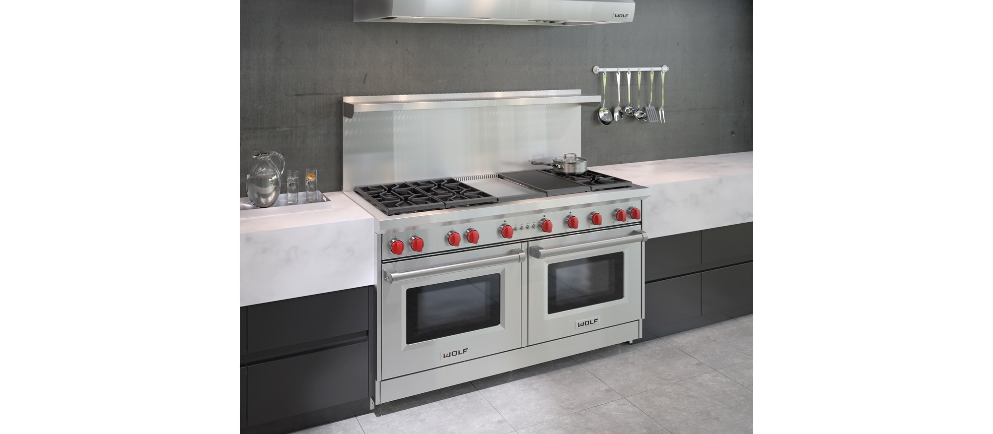 60" Gas Range 6 Burners Infrared Charbroiler and Infrared Griddle (GR606CG) Wolf Rangetop