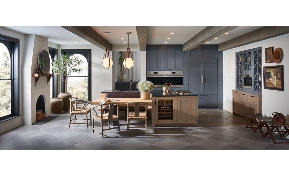 Sub-Zero 48" Classic French Door Refrigerator/Freezer with Internal Dispenser - Panel Ready (CL4850UFDID/O)