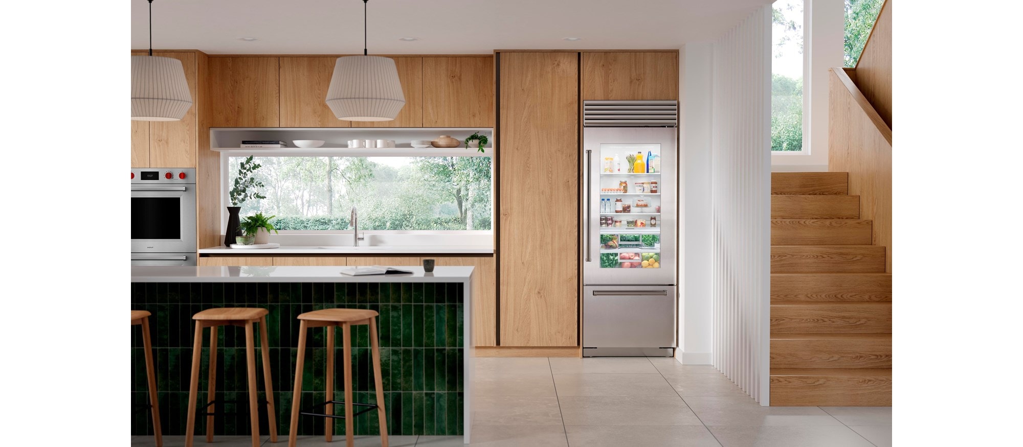 Sub-Zero 30" Classic Over-and-Under Refrigerator/Freezer with Glass Door (CL3050UG/S)