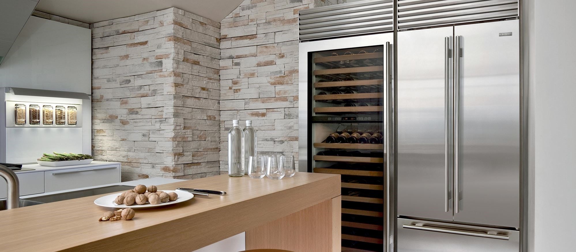 Where are Sub Zero Refrigerators Made? Unveiling Origins!