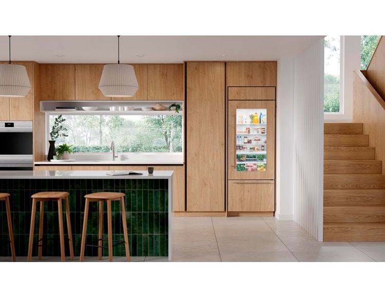 Sub-Zero 30" Classic Over-and-Under Refrigerator/Freezer with Glass Door - Panel Ready (CL3050UG/O)