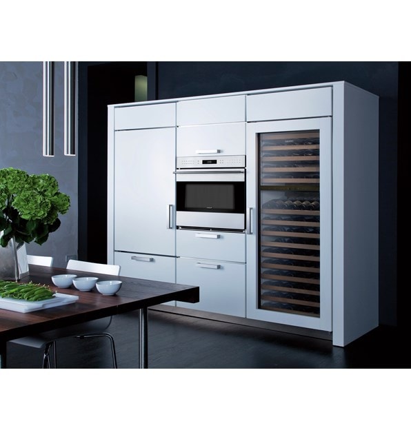 The Wolf 30" Warming Drawer (WWD30) paired with Sub-Zero 30" International Classic Column Wine Storage - Panel Ready (ICBBW-30/O)