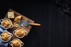 Classic Baked Macaroni and Cheese