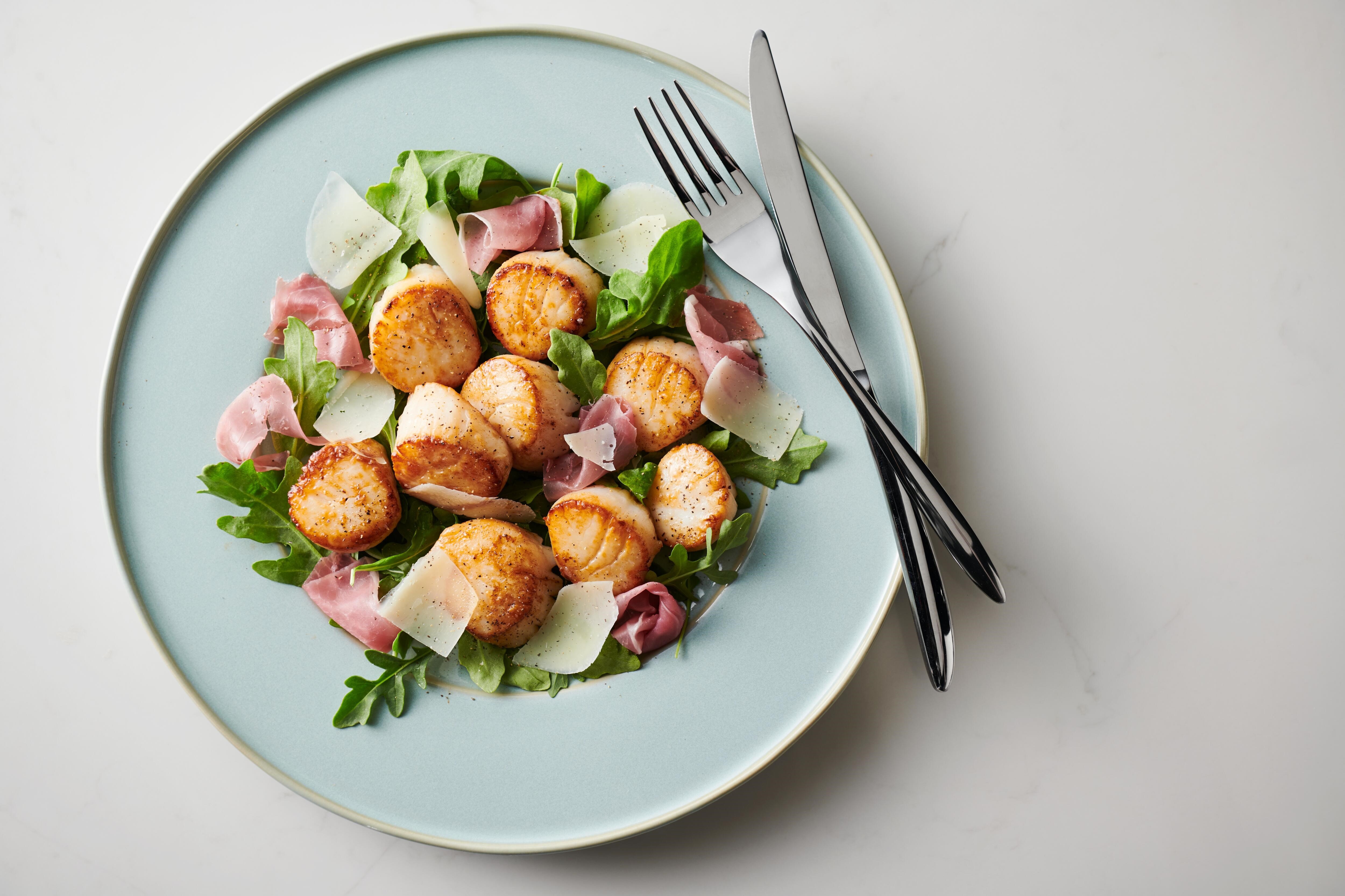 Easy and delicious Scallops recipe using the Griddle Mode setting of your Wolf Dual Fuel Range