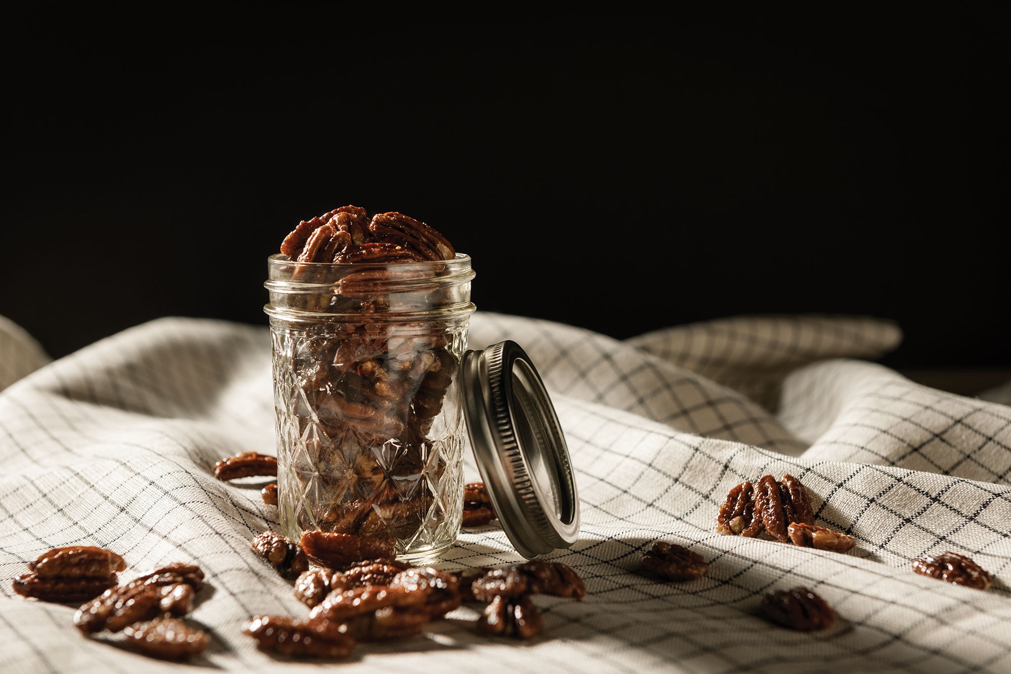 FOOD_CANDIED_PECANS_SLG_120512