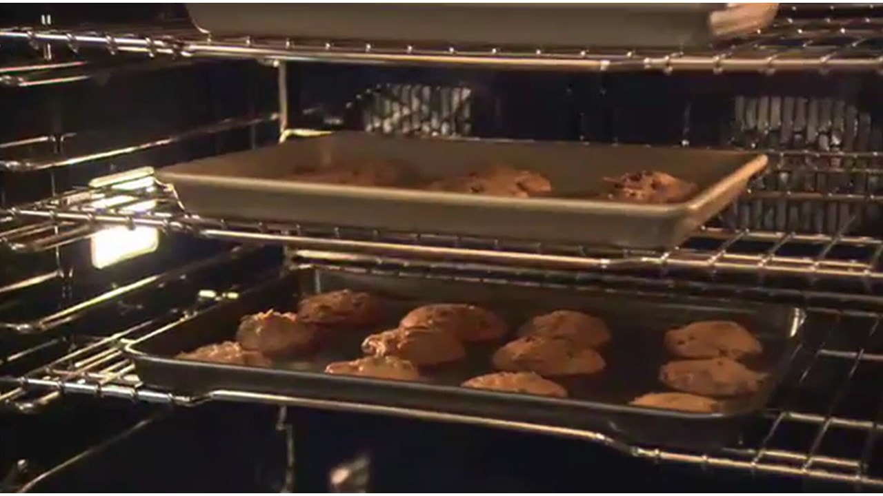 Cooking with the Wolf Convection Steam Oven Video Gallery SubZero